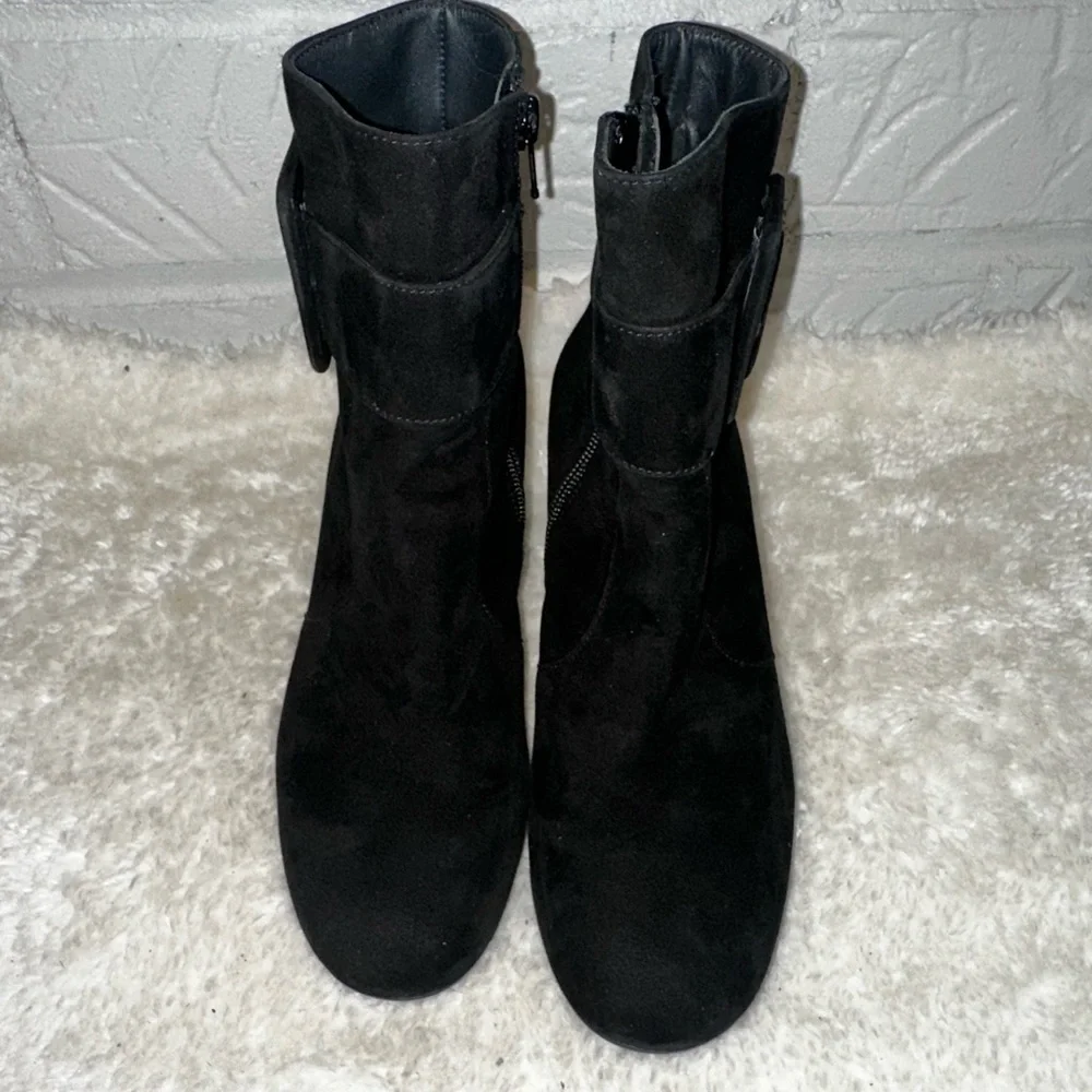 New PAUL GREEN Natalia Buckle Black Suede Ankle Boots Size 6.5